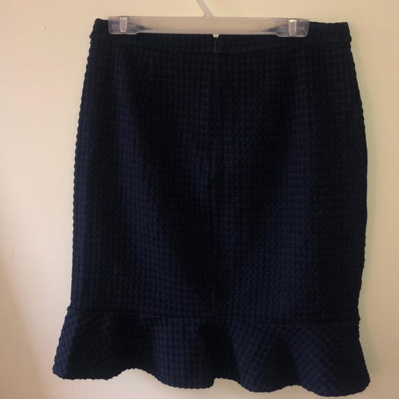 Banana Republic skirt - Picture 2 of 3